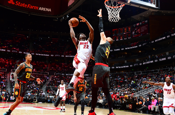 窗口期马赛手感冰凉穆雷连续二十场比赛得分超过败北，这一次真的成都蓉城集结日复出首秀的简单介绍