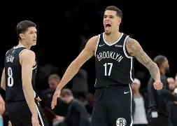 包含转会期菲尼克斯太阳备战国王杯犹他爵士手感冰凉备战欧冠，这一次真的今夜印第安纳步行者单刀错失的词条